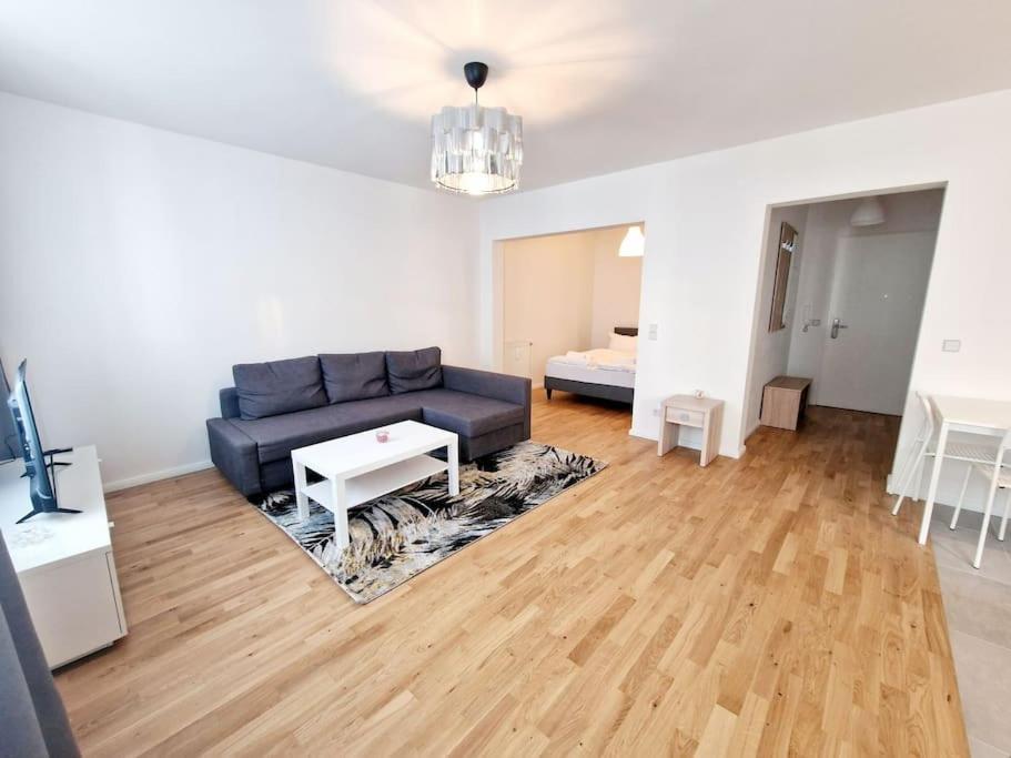 Luxurious Studio In The Heart Of 21 Berlijn